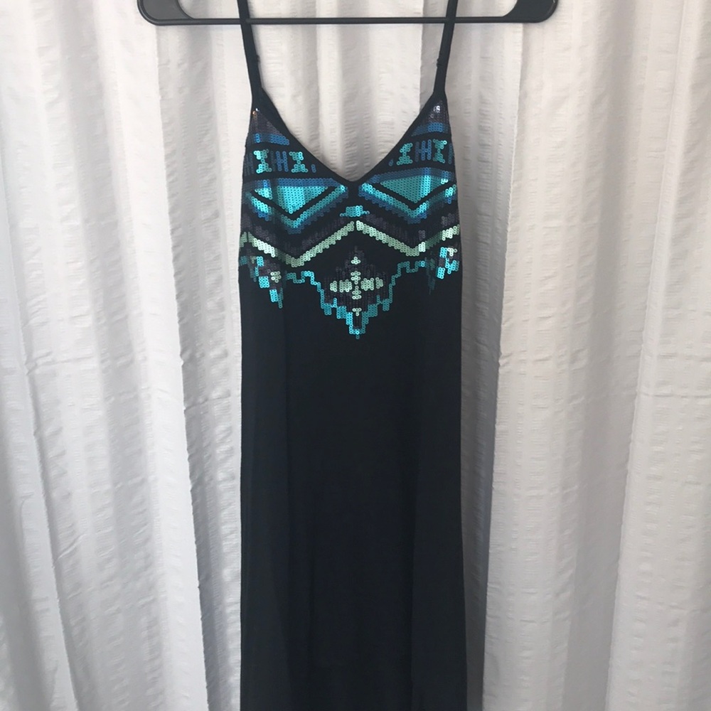 High-low sequence top dress